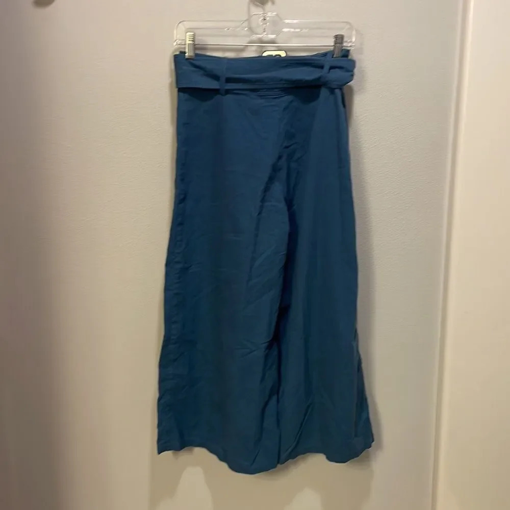 SHEIN woman’s dark blue palazzo pants - Picture 7 of 9